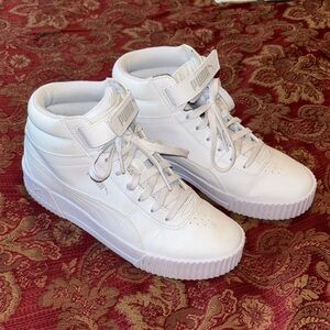Women’s Puma Classic White High-Tops size 8